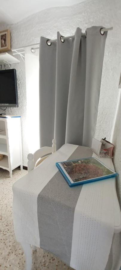 La Cigale Hotell Gourdon  Eksteriør bilde